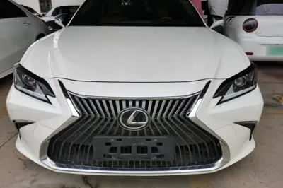 Lexus ES 2018, 84400 км, за 22865 USD