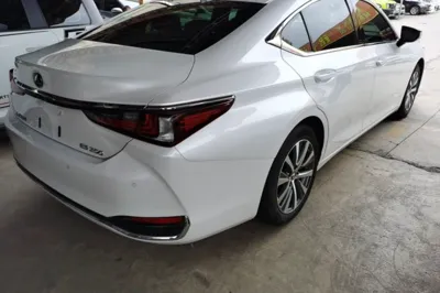 Lexus ES 2018, 84400 км, за 22865 USD - фото 6