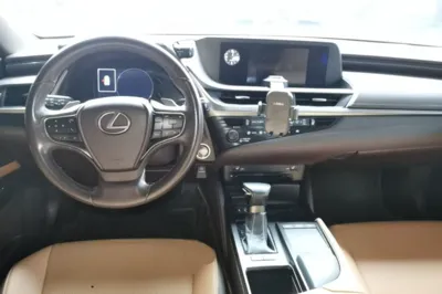 Lexus ES 2018, 84400 км, за 22865 USD - фото 12