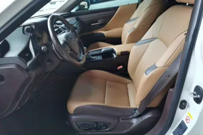 Lexus ES 2018, 84400 км, за 22865 USD - фото 18