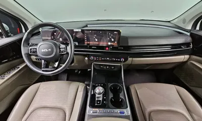 Kia Canival 2025, 23364 км, за 24637.58 USD - фото 7