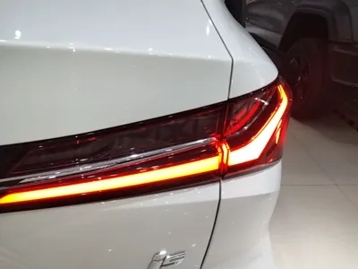 Roewe i5 2023, 7100 км, за 8465 USD