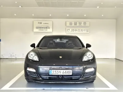 Porsche Panamera 2010, 217000 км, за 5759.41 USD