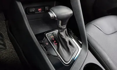 Kia Niro 2020, 62738 км, за 11166.17 USD - фото 9