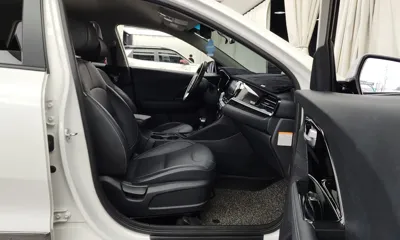 Kia Niro 2020, 62738 км, за 11166.17 USD - фото 11