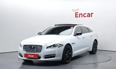 Jaguar XJ · 2016 год