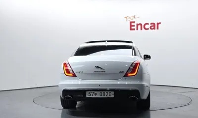 Jaguar XJ 2016, 55151 км, за 14866.2 USD