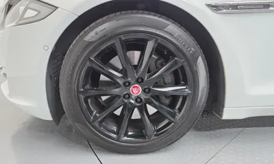 Jaguar XJ 2016, 55151 км, за 14866.2 USD
