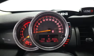 MINI Cooper 2017, 56231 км, за 6367.34 USD - фото 8