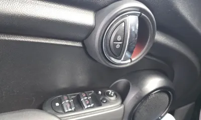 MINI Cooper 2017, 56231 км, за 6367.34 USD - фото 20