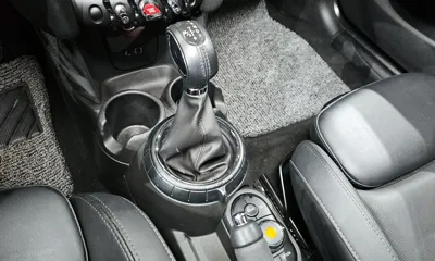 MINI Cooper 2018, 68733 км, за 5939.87 USD - фото 9
