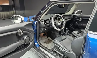 MINI Cooper 2018, 68733 км, за 5939.87 USD - фото 11