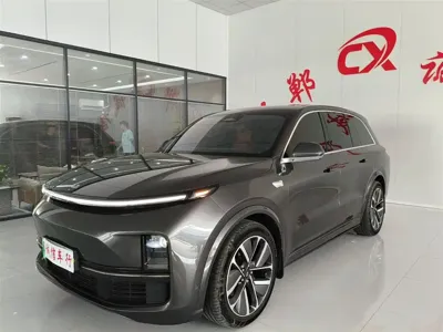 Li Auto Li L8 · 2024 год