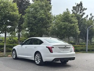 Cadillac CT5 2021, 78000 км, за 17627.67 USD