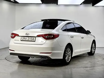 Hyundai Sonata 2016, 234416 км, за 3538.14 USD