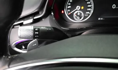 Genesis GV70 2022, 55379 км, за 21655.51 USD - фото 27