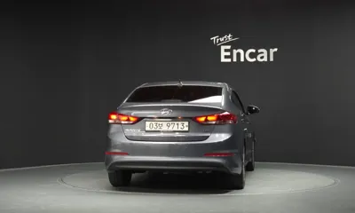 Hyundai Avante 2017, 64655 км, за 6830.61 USD