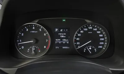 Hyundai Avante 2017, 64655 км, за 6830.61 USD - фото 8