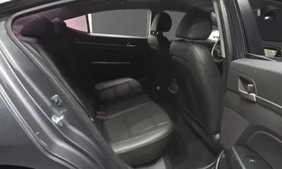 Hyundai Avante 2017, 64655 км, за 6830.61 USD - фото 11