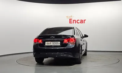 ChevroletGMDaewoo Cruze 2013, 87555 км, за 2166.21 USD