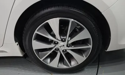 Kia K5 2016, 122270 км, за 7752.45 USD