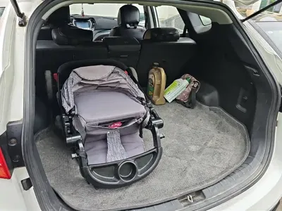 Hyundai Santa Fe 2014, 135800 км, за 3594.8 USD
