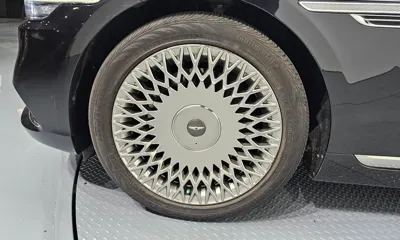Genesis G90 2019, 117139 км, за 17801.31 USD