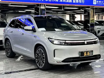 AITO 问界 AITO M7 2025, 22000 км, за 32250.49 USD