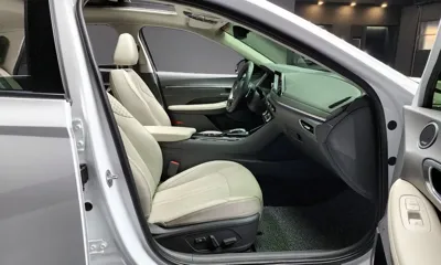 Hyundai Sonata 2023, 21457 км, за 18214.95 USD - фото 10