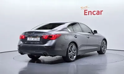 Infiniti Q50 2015, 78404 км, за 5189.17 USD