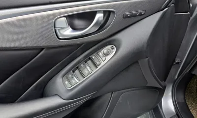 Infiniti Q50 2015, 78404 км, за 5189.17 USD - фото 18