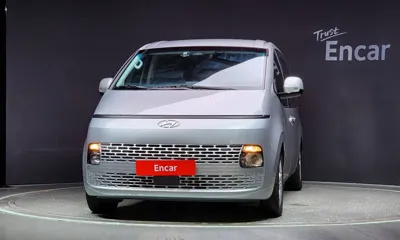 Hyundai Staria 2022, 46047 км, за 18241.05 USD