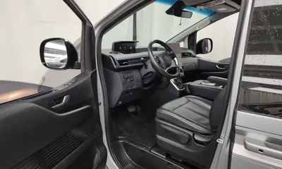 Hyundai Staria 2022, 46047 км, за 18241.05 USD - фото 10