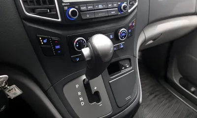 Hyundai Starex 2019, 75821 км, за 12052.12 USD - фото 9