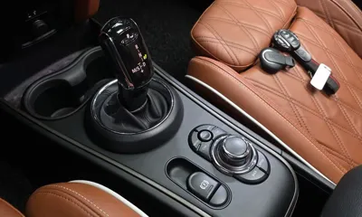 MINI Countryman 2022, 63124 км, за 16345.02 USD - фото 9