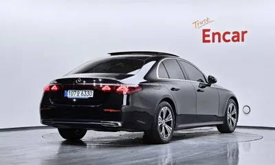 Mercedes-Benz E-Class 2024, 15849 км, за 35315.74 USD