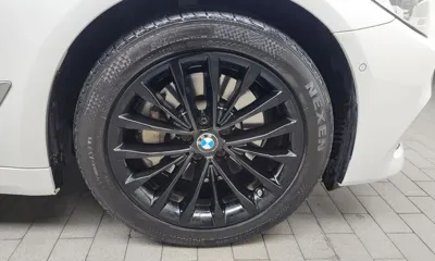 BMW 5-Series 2018, 73834 км, за 15857.28 USD