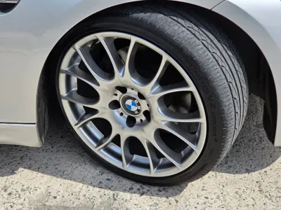 BMW 3-Series 2007, 87700 км, за 6158.94 USD