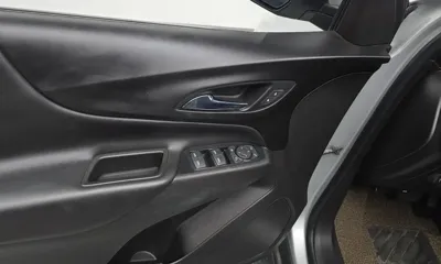 ChevroletGMDaewoo Equinox 2018, 131403 км, за 5537.46 USD - фото 27