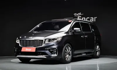 Kia Canival · 2019 год