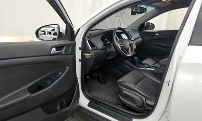 Hyundai Tucson 2016, 42072 км, за 8790.78 USD - фото 10