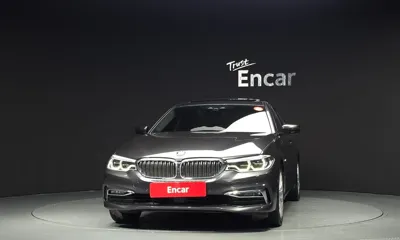 BMW 5-Series 2018, 118326 км, за 13976.46 USD