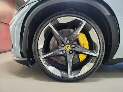 Ferrari Purosangue 2025, 3017 км, за 492319.82 USD