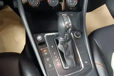 Volkswagen Bora 2023, 34700 км, за 11788 USD - фото 16