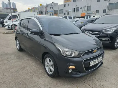 ChevroletGMDaewoo Spark 2017, 96031 км, за 2450.33 USD