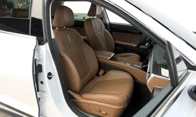 Hyundai Grandeur 2023, 57024 км, за 19014.12 USD - фото 26