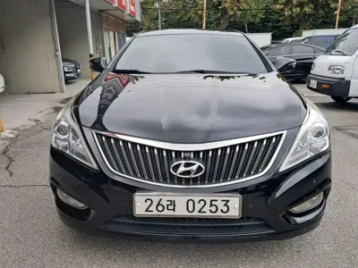Hyundai Grandeur 2013, 69636 км, за 5189.17 USD - фото 20
