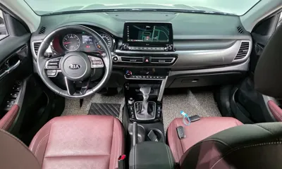 Kia Seltos 2022, 31351 км, за 13148.33 USD - фото 7