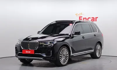 BMW X7 · 2021 год