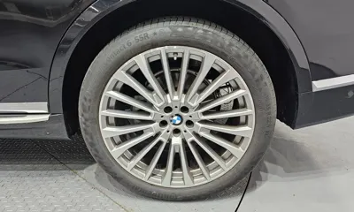 BMW X7 2021, 58140 км, за 45596.12 USD - фото 21